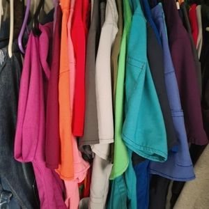 ISO-large/xl CARHARTT SCRUBS